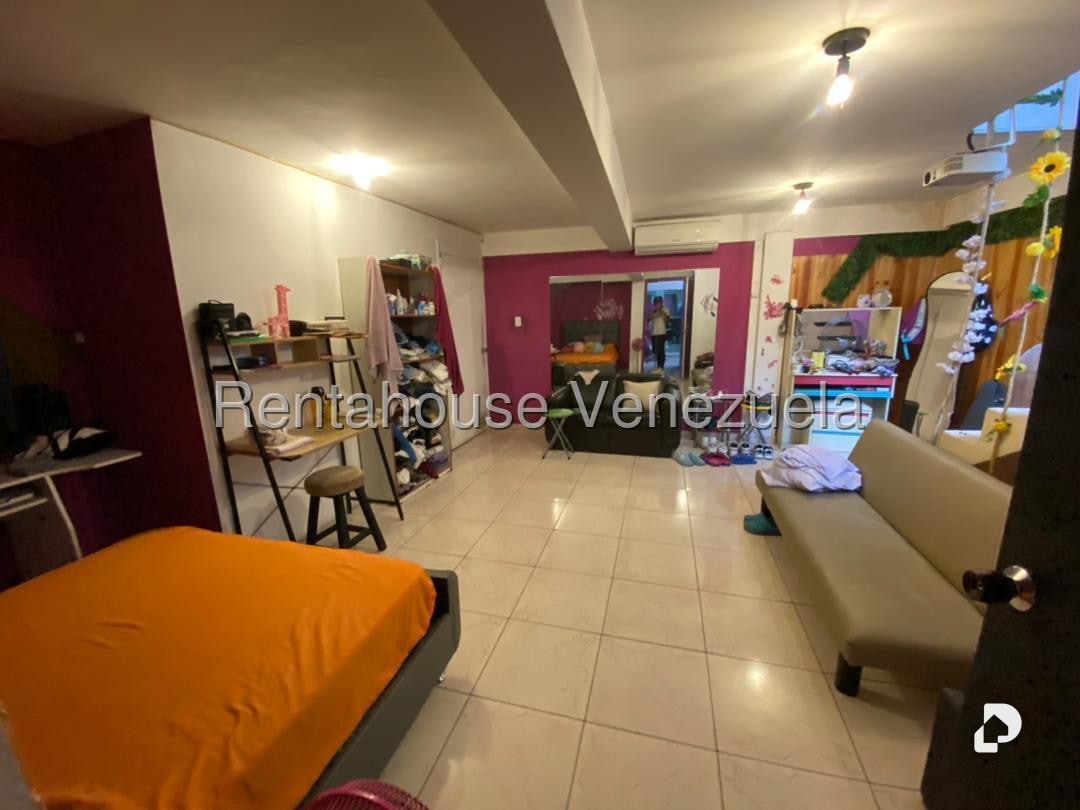 Local comercial en Petare, Caracas – 12
