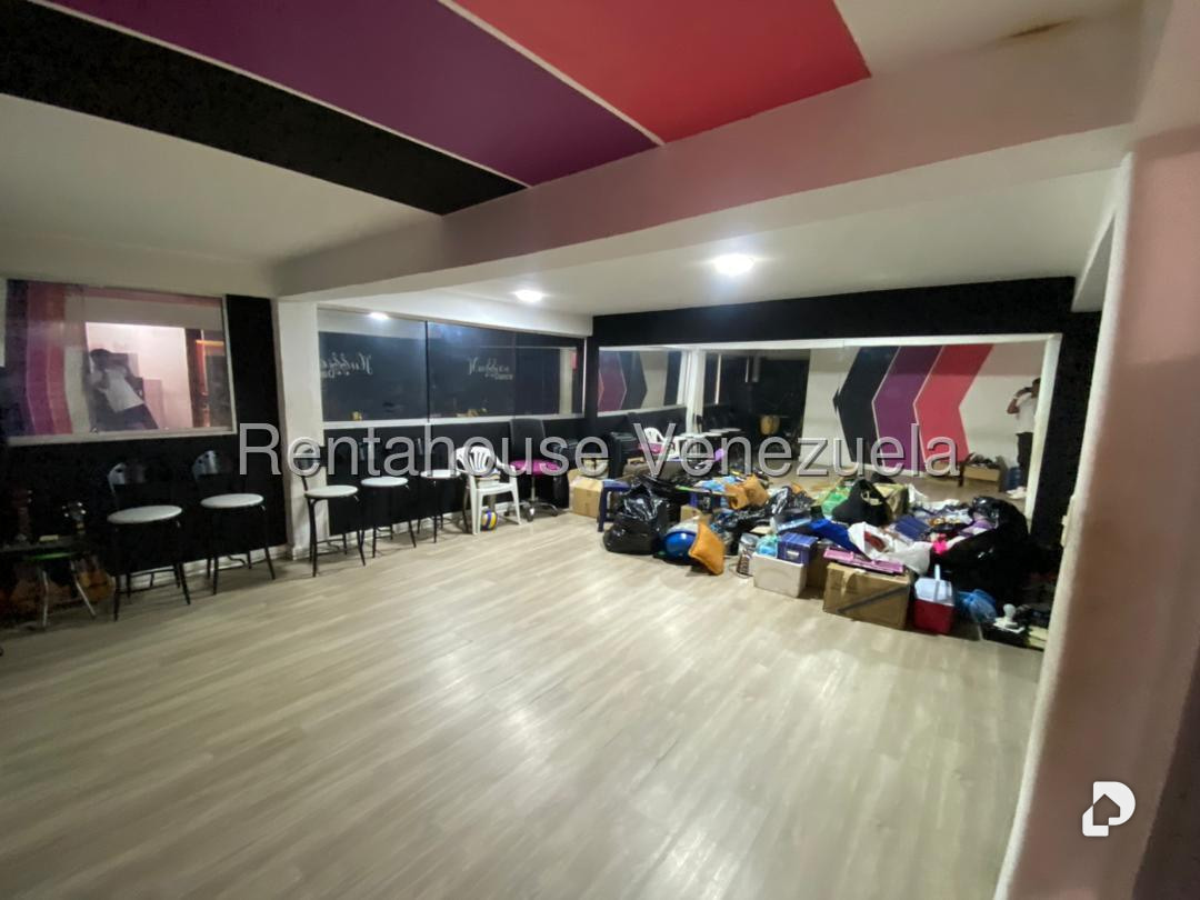 Local comercial en Petare, Caracas – 11