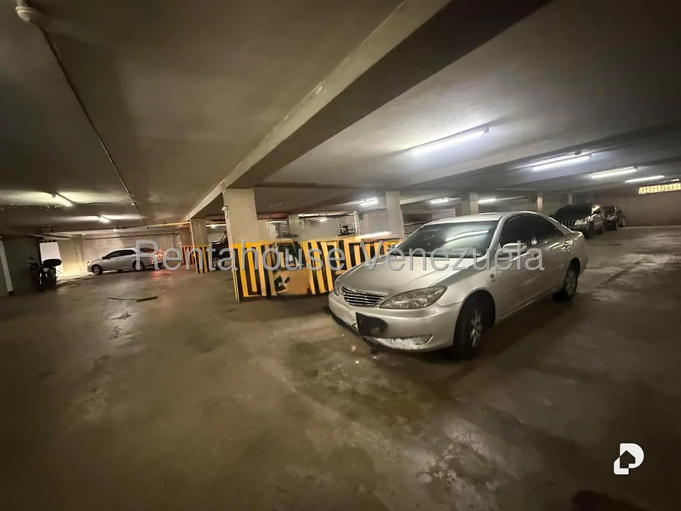 Apartamento en El Cigarral, Caracas – 24