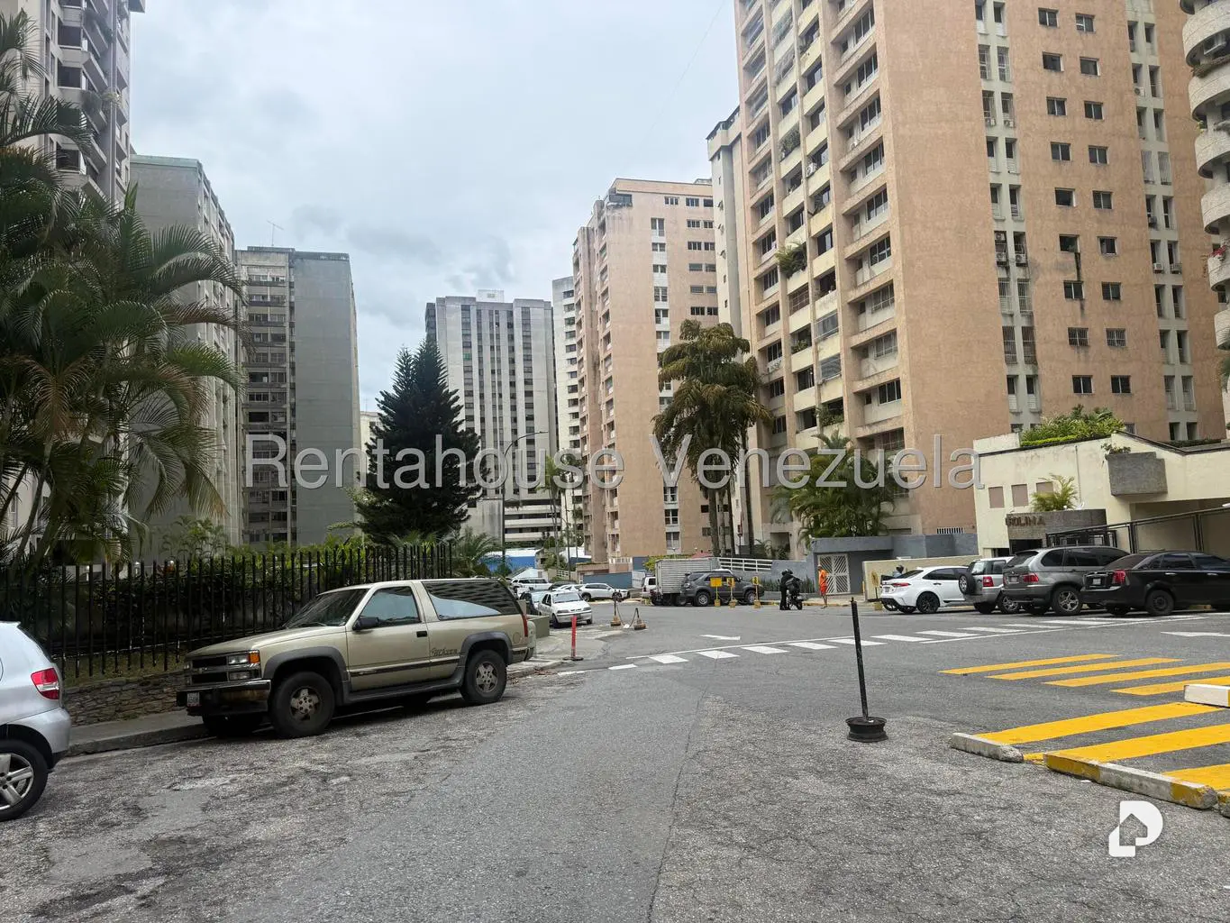 Apartamento en El Cigarral, Caracas – 28
