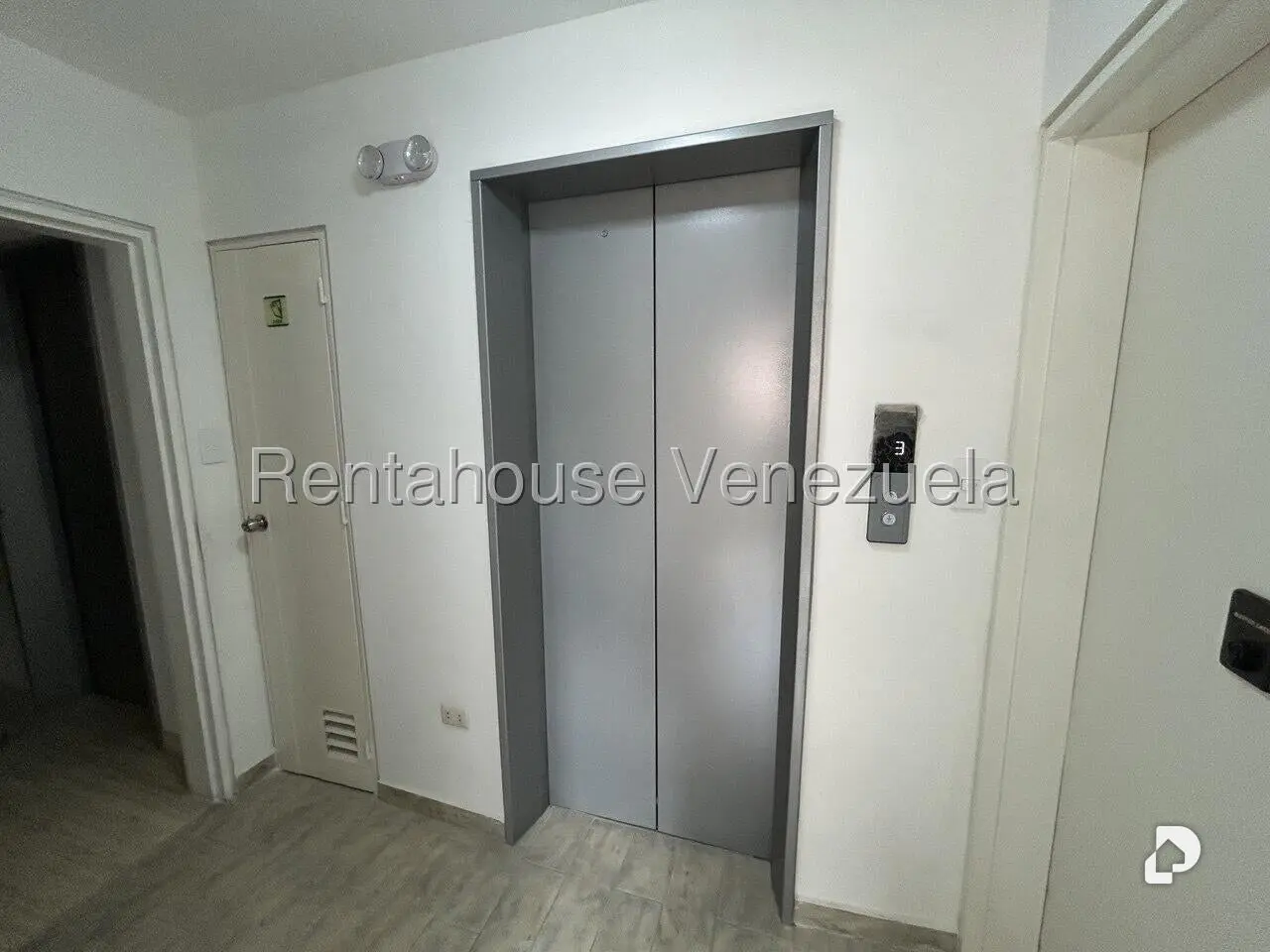 Apartamento en La Florida, Caracas – 7