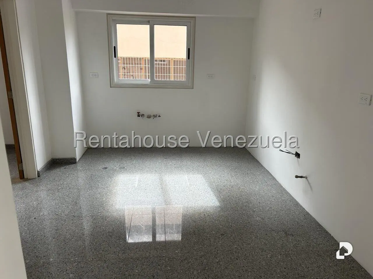 Apartamento en La Florida, Caracas – 18
