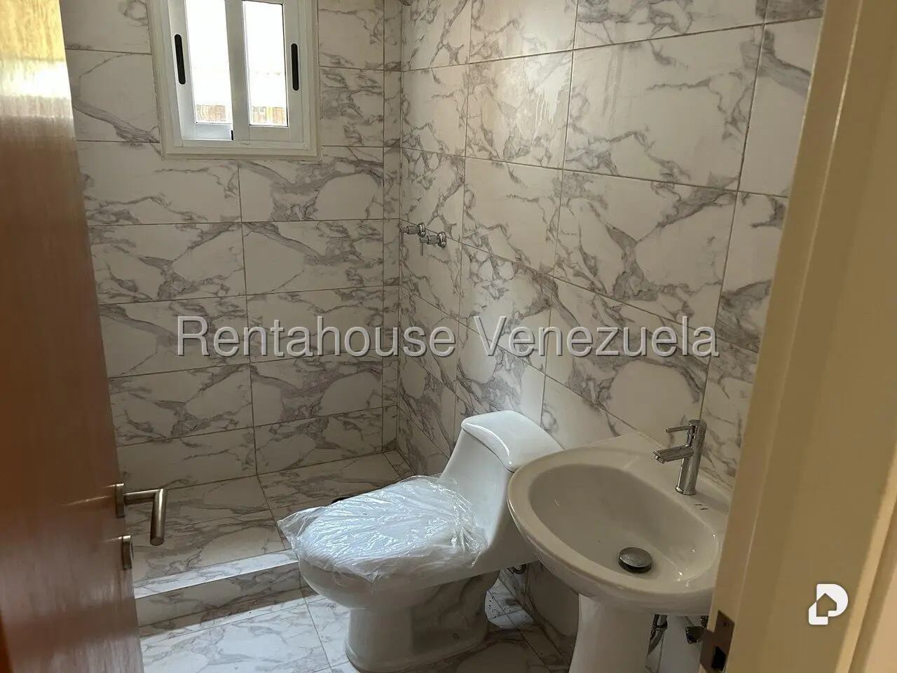 Apartamento en La Florida, Caracas – 27