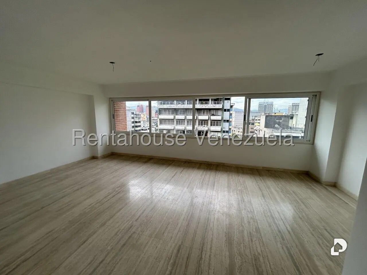 Apartamento en La Florida, Caracas – 9