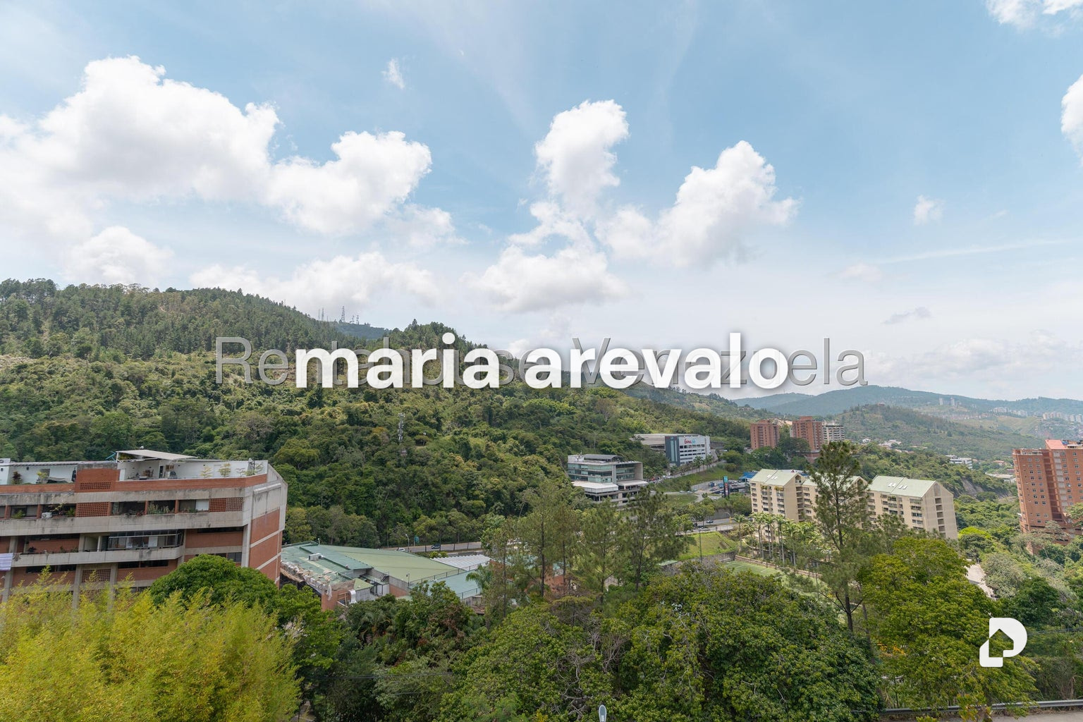 Apartamento en Las Esmeraldas, Caracas – 11