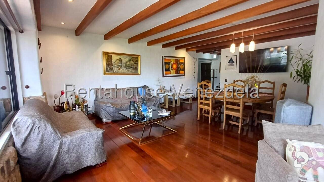Apartamento en La Florida, Caracas – 11