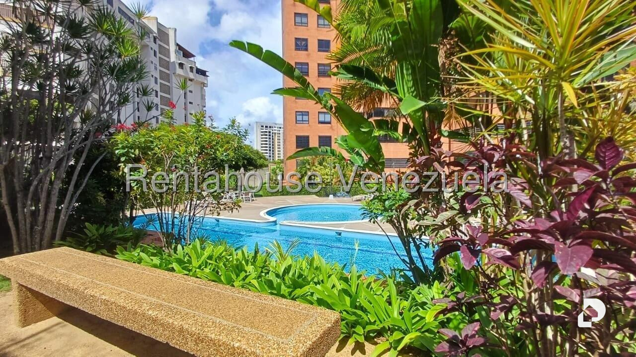 Apartamento en La Florida, Caracas – 30