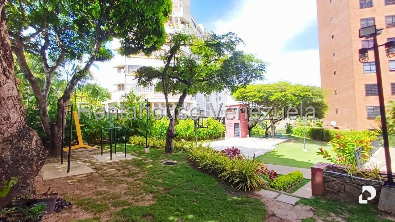 Apartamento en La Florida, Caracas – 28