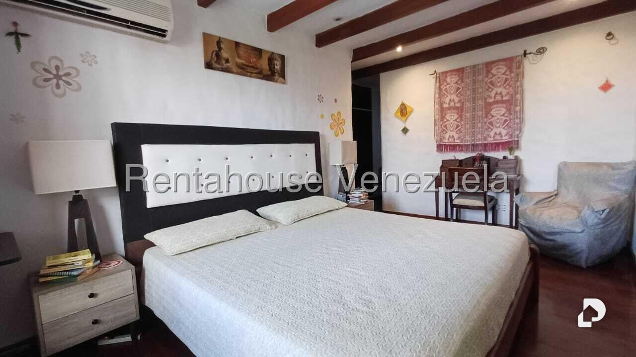 Apartamento en La Florida, Caracas – 18