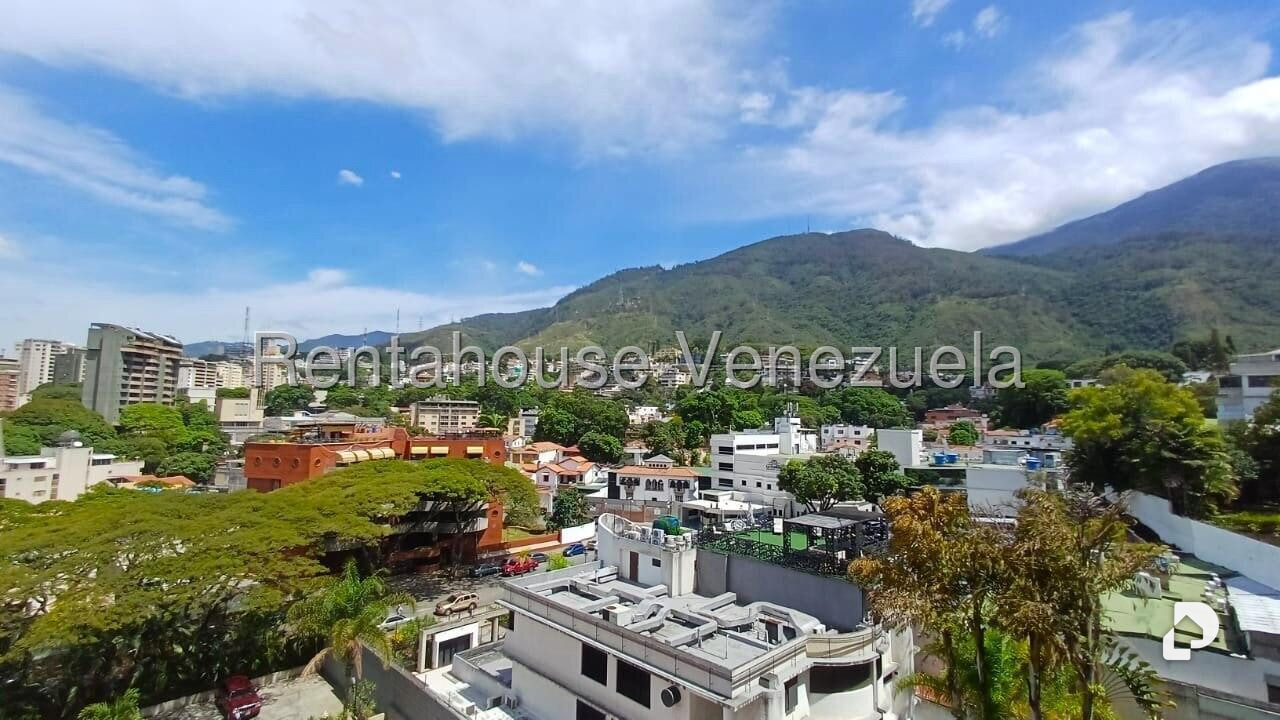 Apartamento en La Florida, Caracas – 24