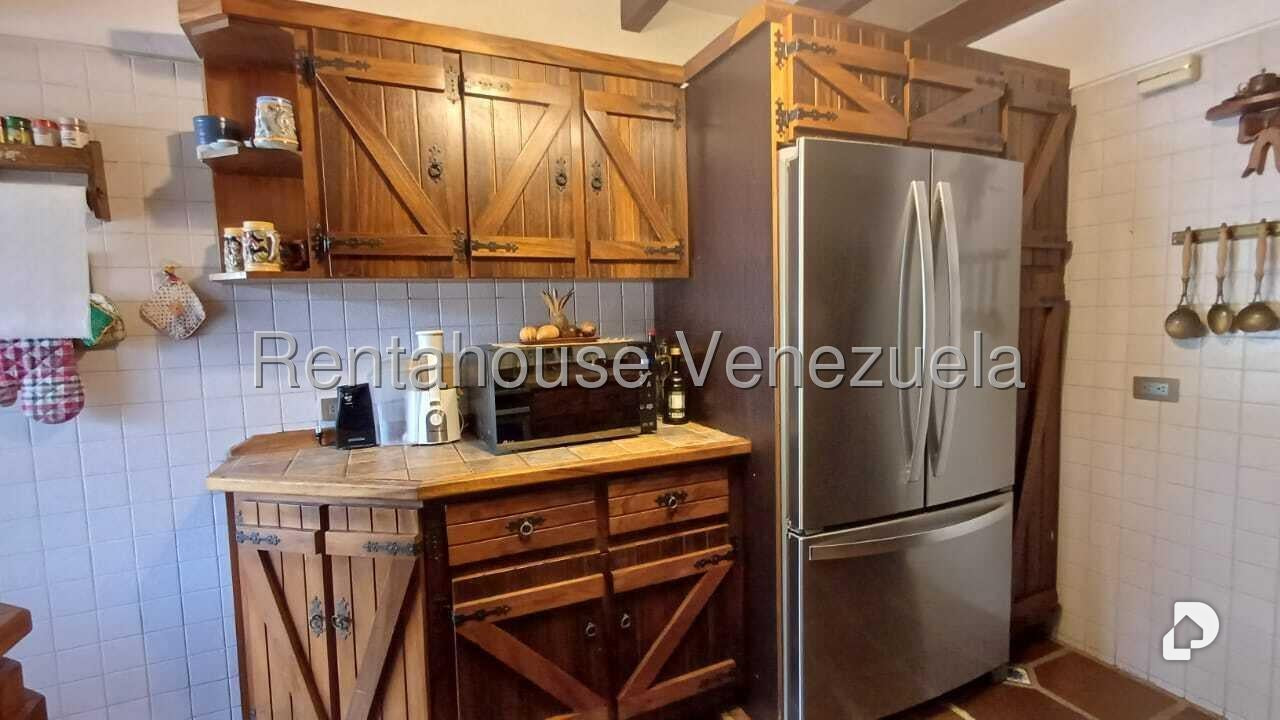 Apartamento en La Florida, Caracas – 13