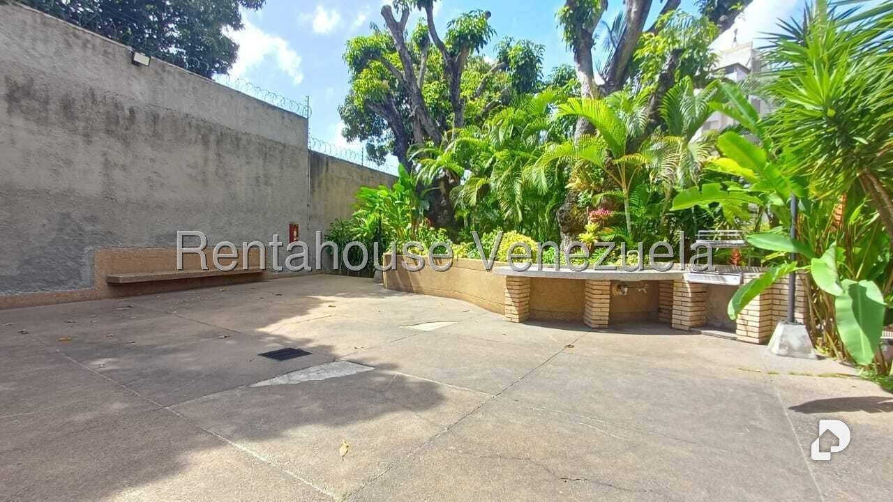 Apartamento en La Florida, Caracas – 26