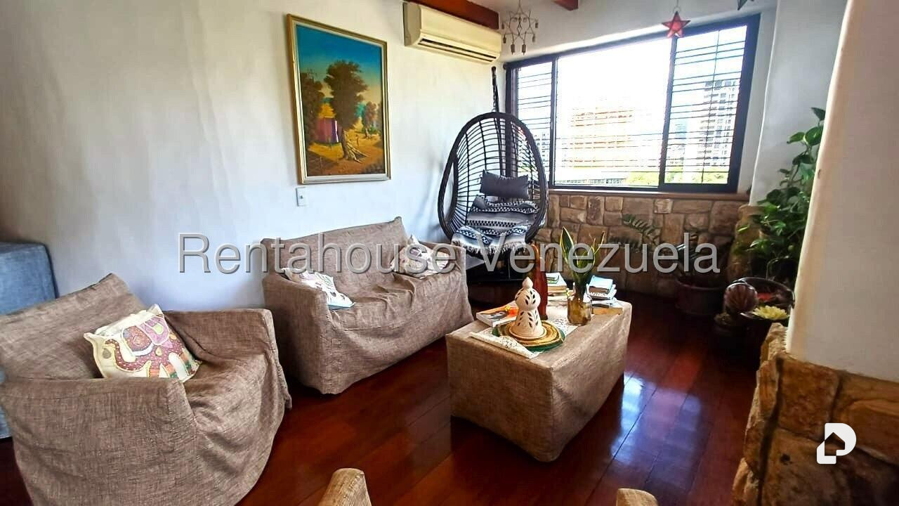 Apartamento en La Florida, Caracas – 12