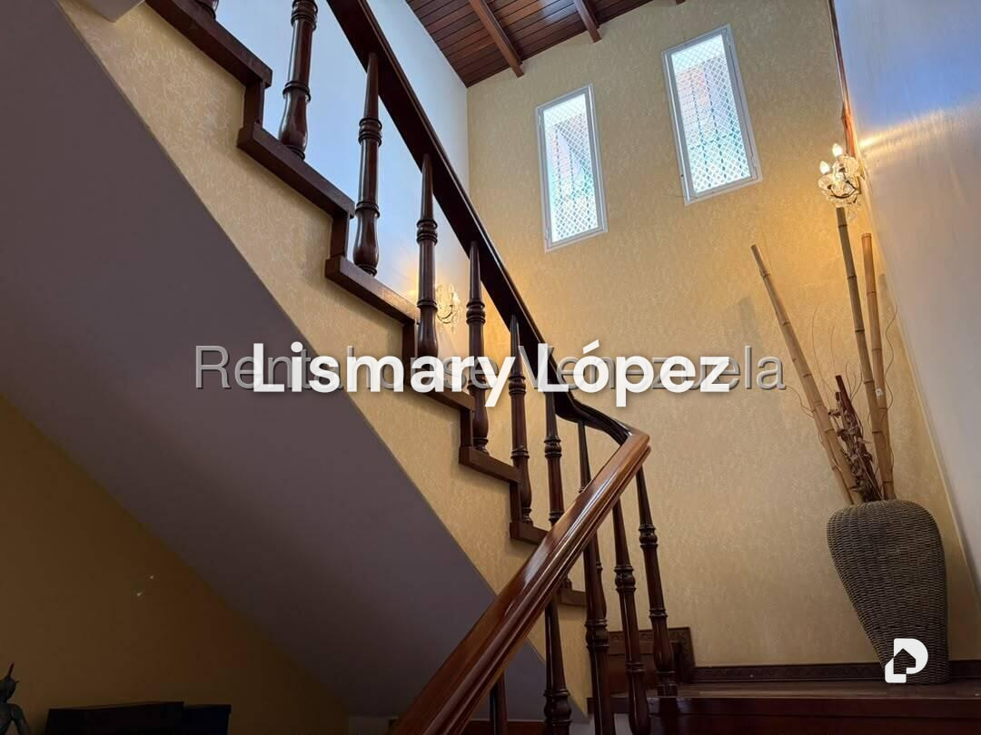 Casa en Santa Paula, Caracas – 29
