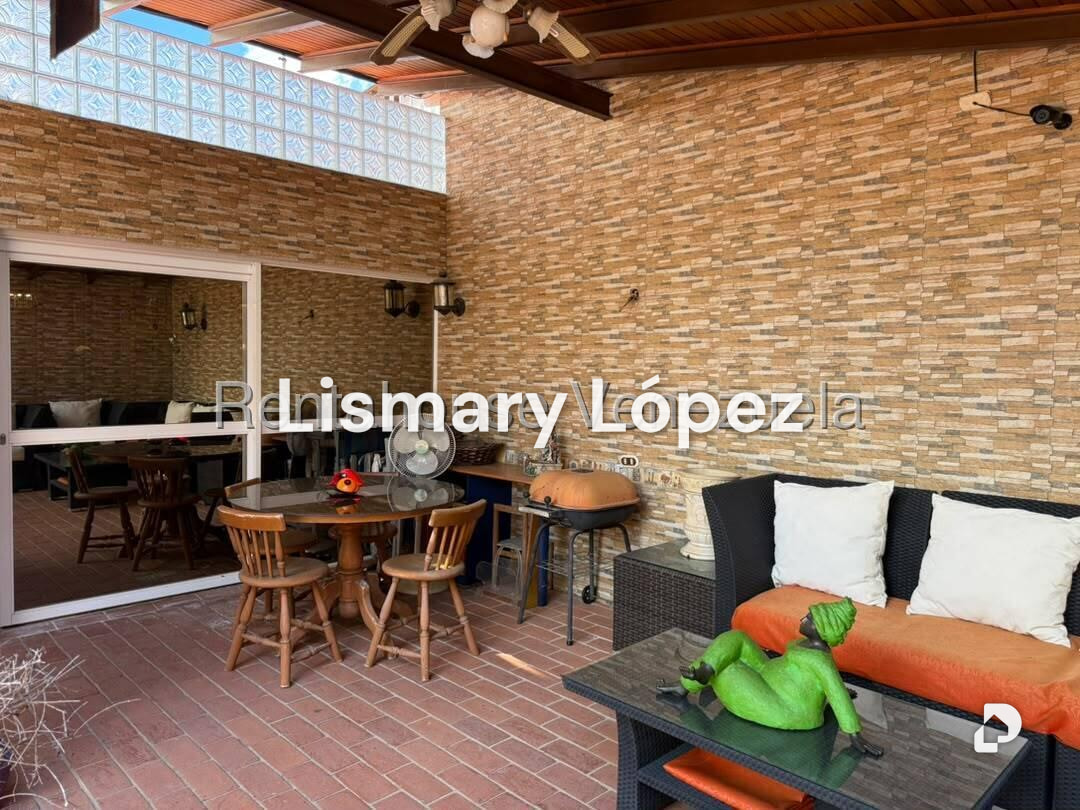 Casa en Santa Paula, Caracas – 16