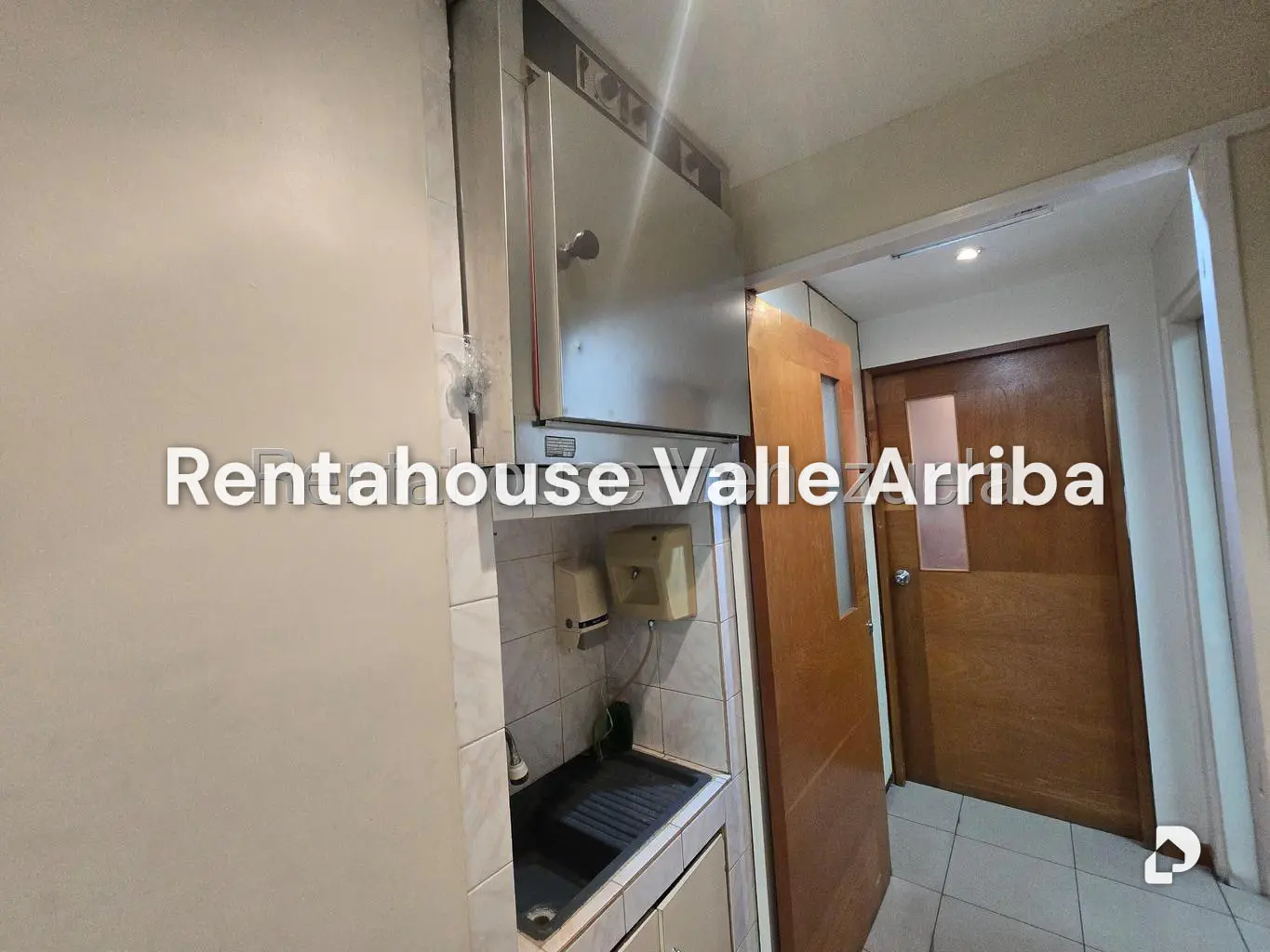 Local comercial en San Bernardino, Caracas – 12