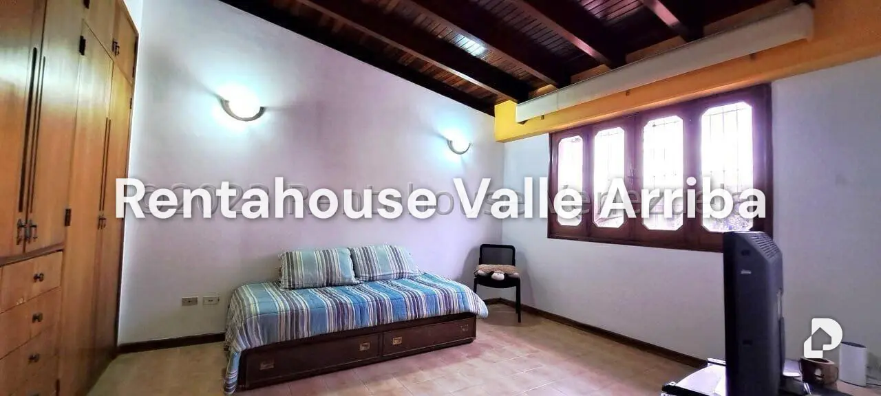 Casa en Los Samanes, Caracas – 23