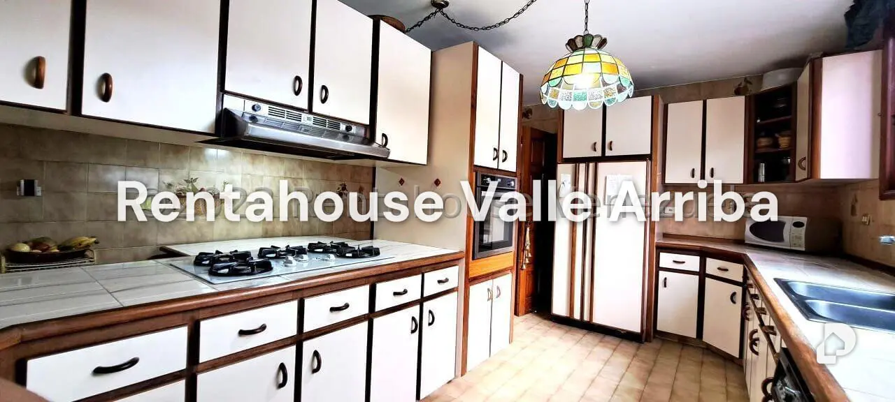 Casa en Los Samanes, Caracas – 28