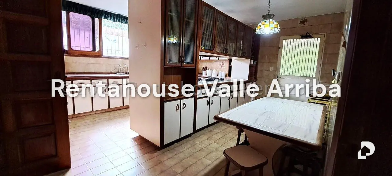 Casa en Los Samanes, Caracas – 26