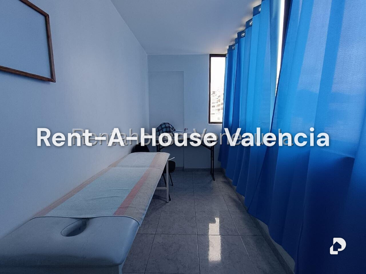 Oficina en Avenida Bolivar Norte, Valencia – 27