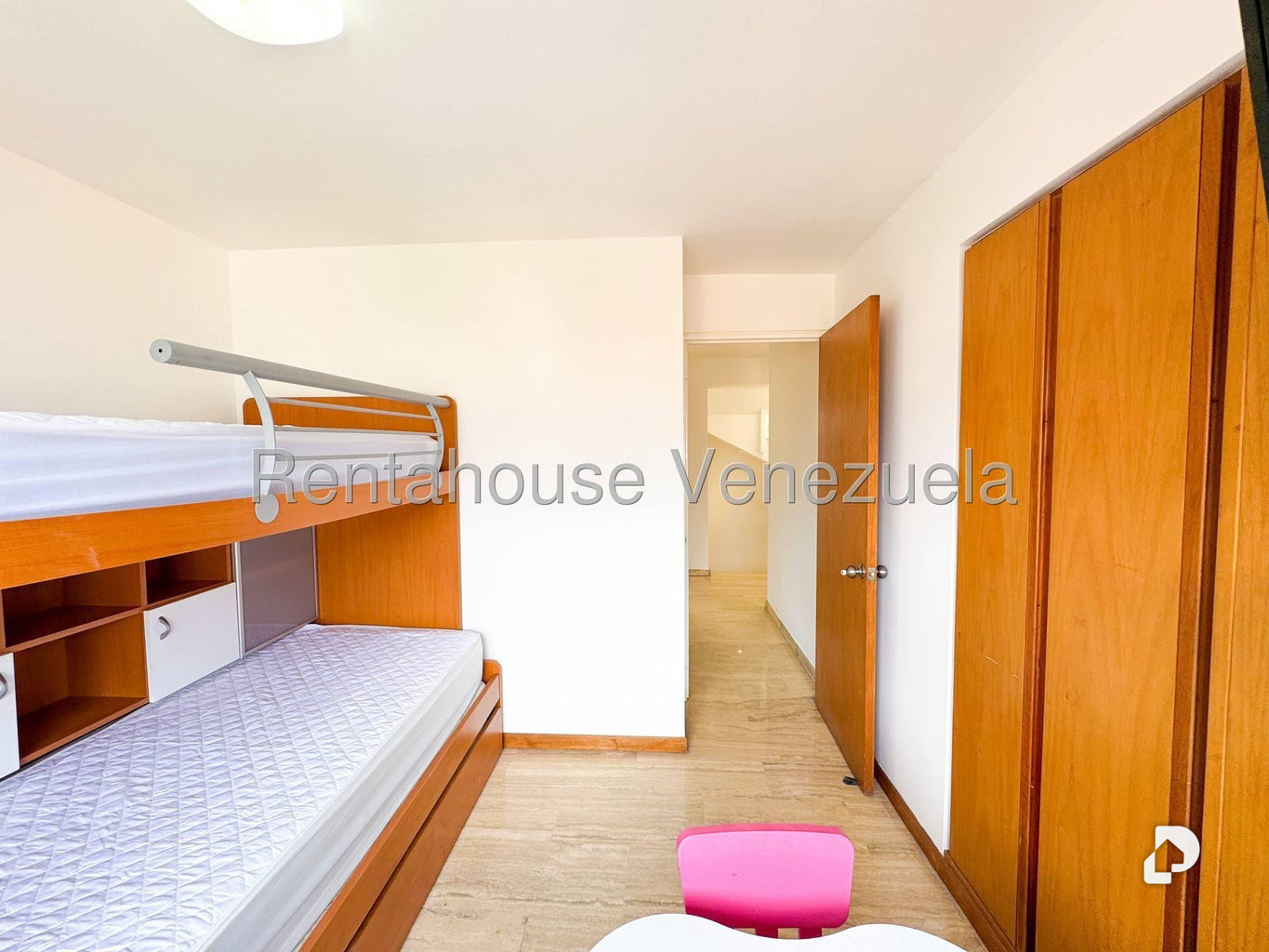 Apartamento en El Rosal, Caracas – 8