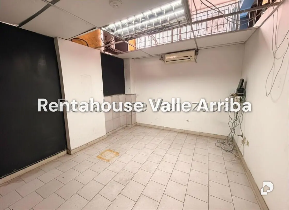 Local comercial en San Bernardino, Caracas – 16