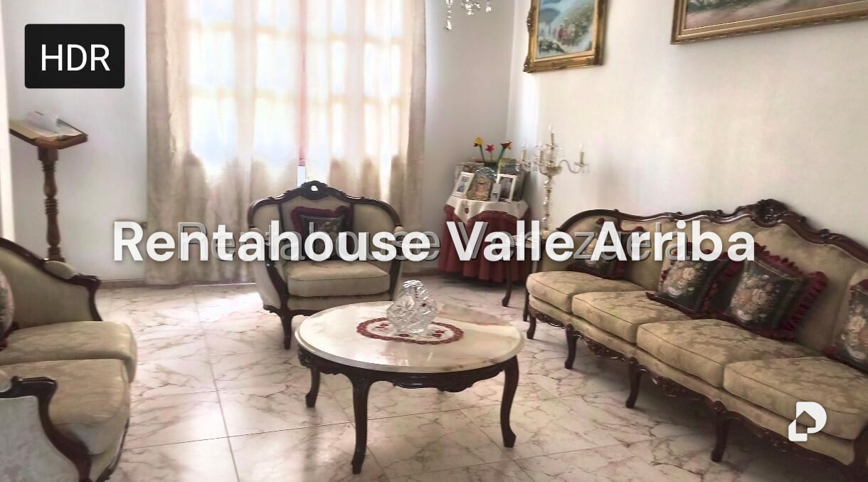 House in El Marqués, Caracas – 4