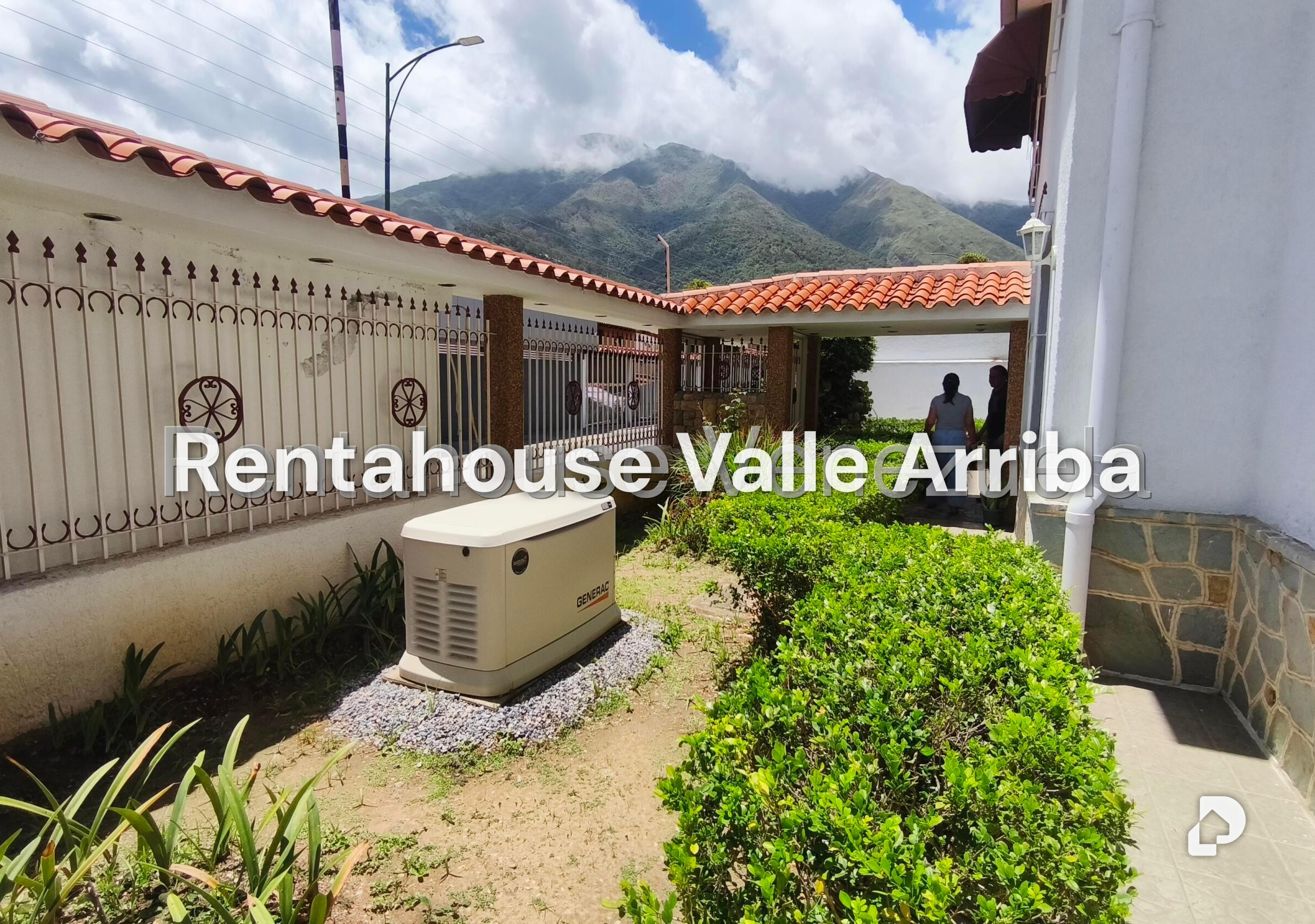 House in El Marqués, Caracas – 3