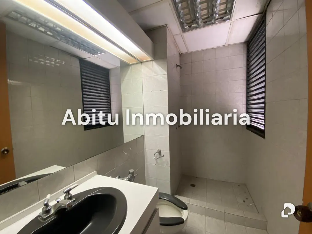 Oficina en Sebucan, Caracas – 11