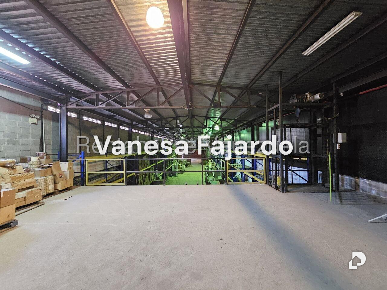 Local comercial en La Yaguara, Caracas – 19