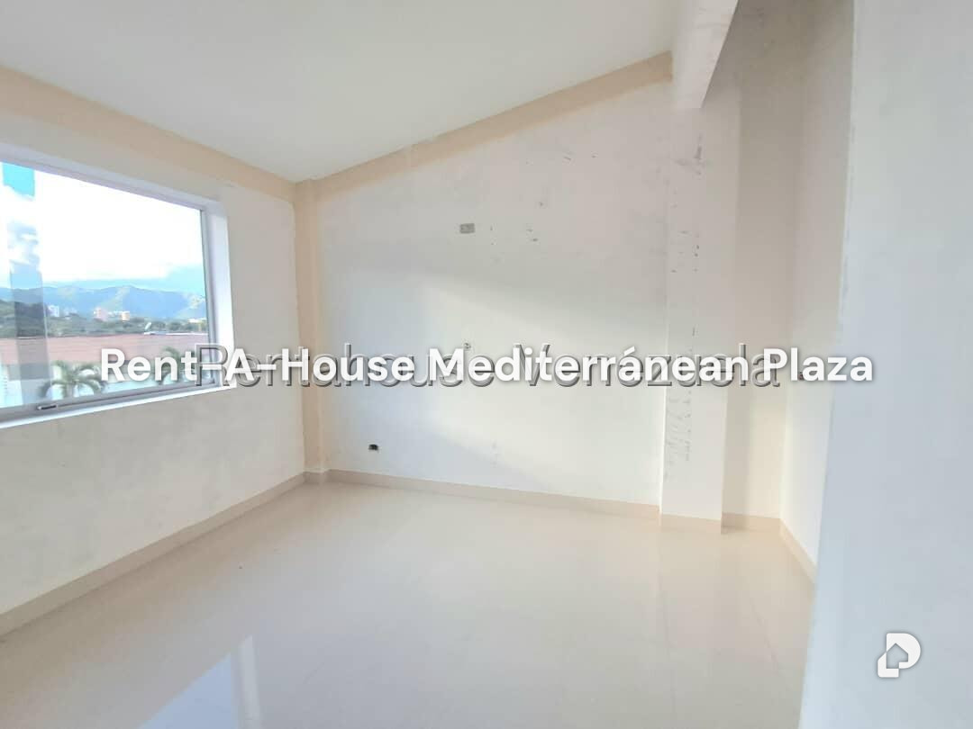 Casa en Parque Mirador, Valencia – 28
