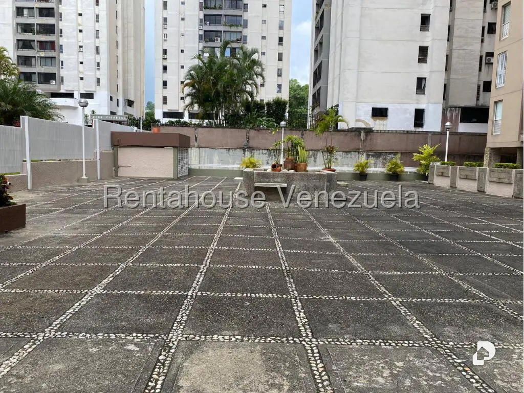 Apartamento en El Cigarral, Caracas – 2