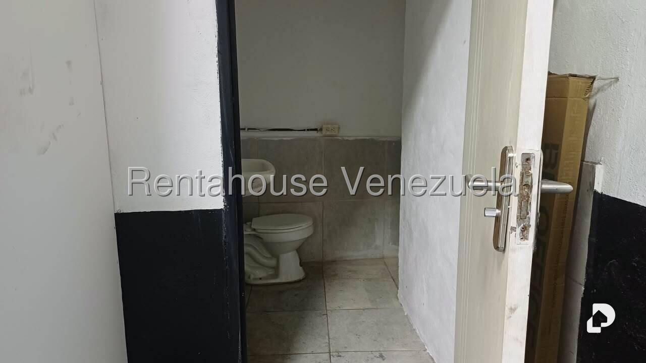 Local comercial en Bello Monte, Caracas – 10