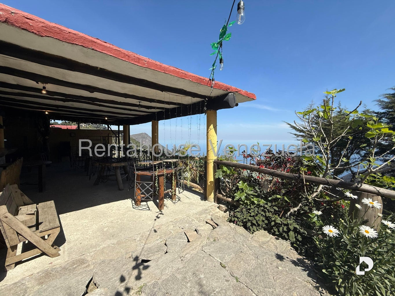 Local comercial en Galipan, Caracas – 1