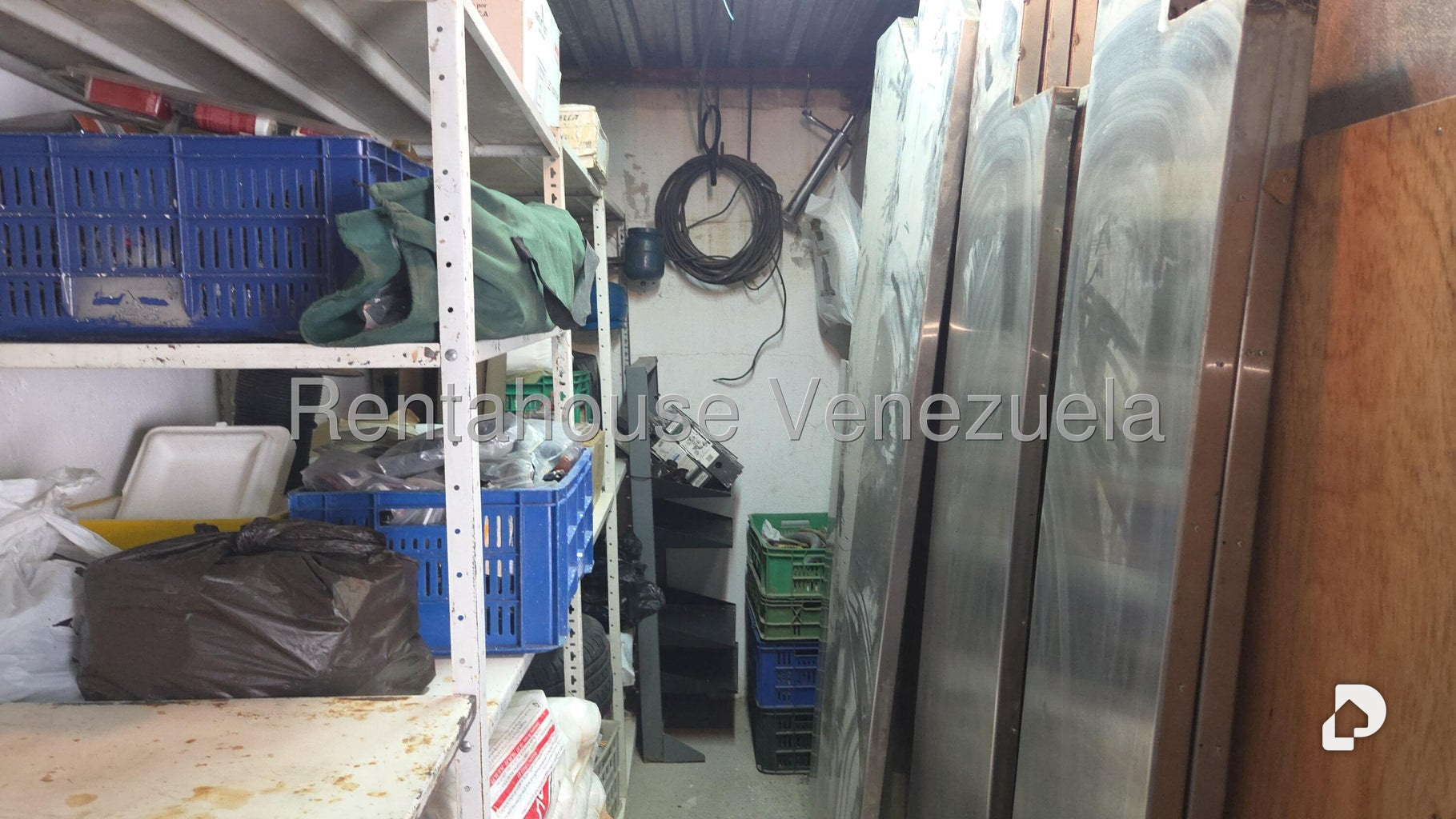 Local comercial en Parroquia La Candelaria, Caracas – 8