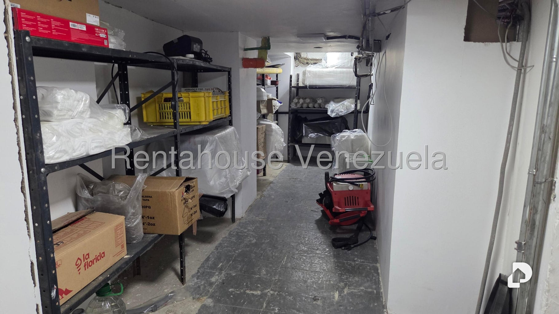Local comercial en Parroquia La Candelaria, Caracas – 7