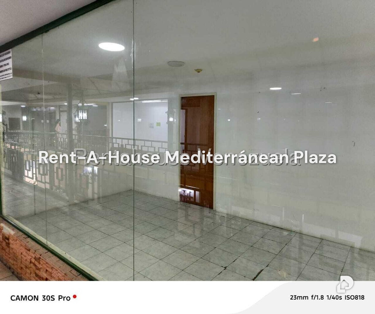 Local comercial en Avenida Bolivar Norte, Valencia – 7