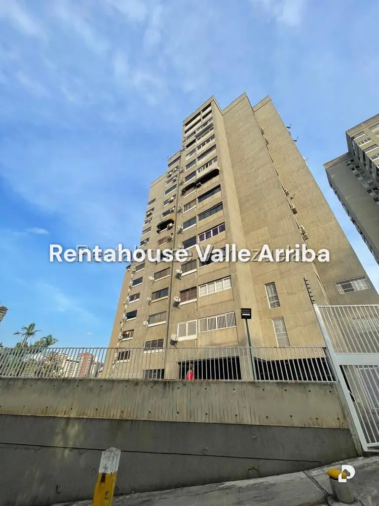 Apartamento en Santa Fe Sur, Caracas – 1