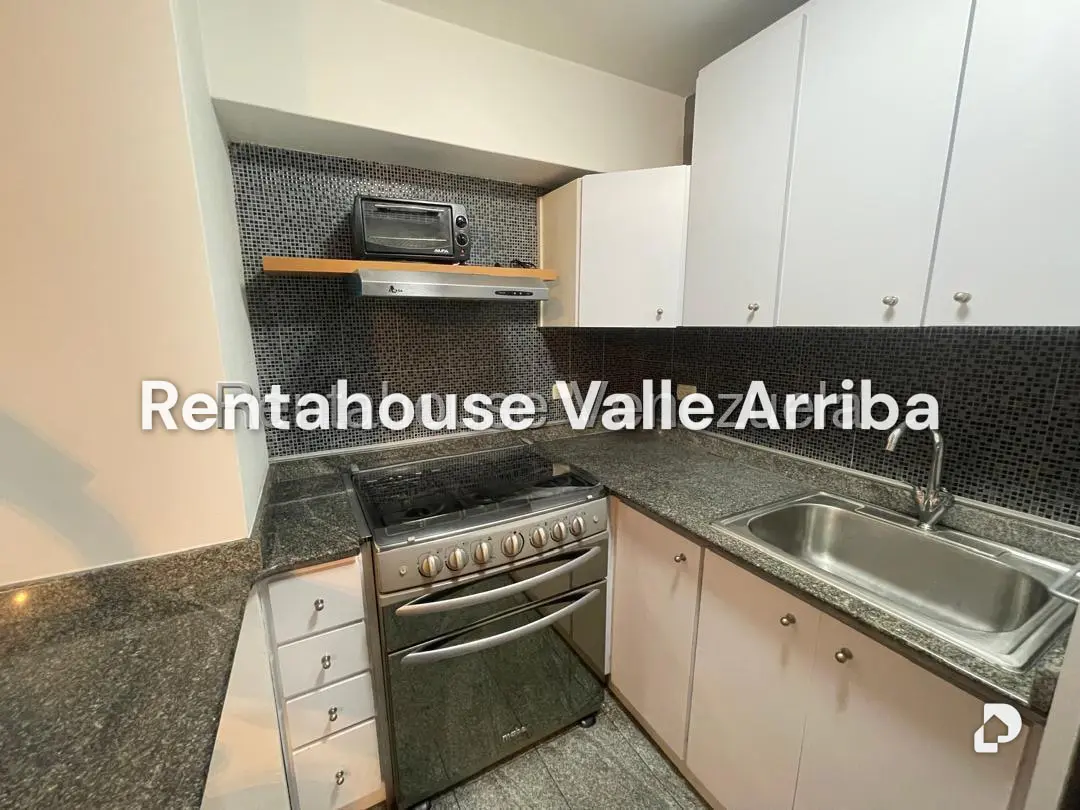 Apartamento en Santa Fe Sur, Caracas – 11