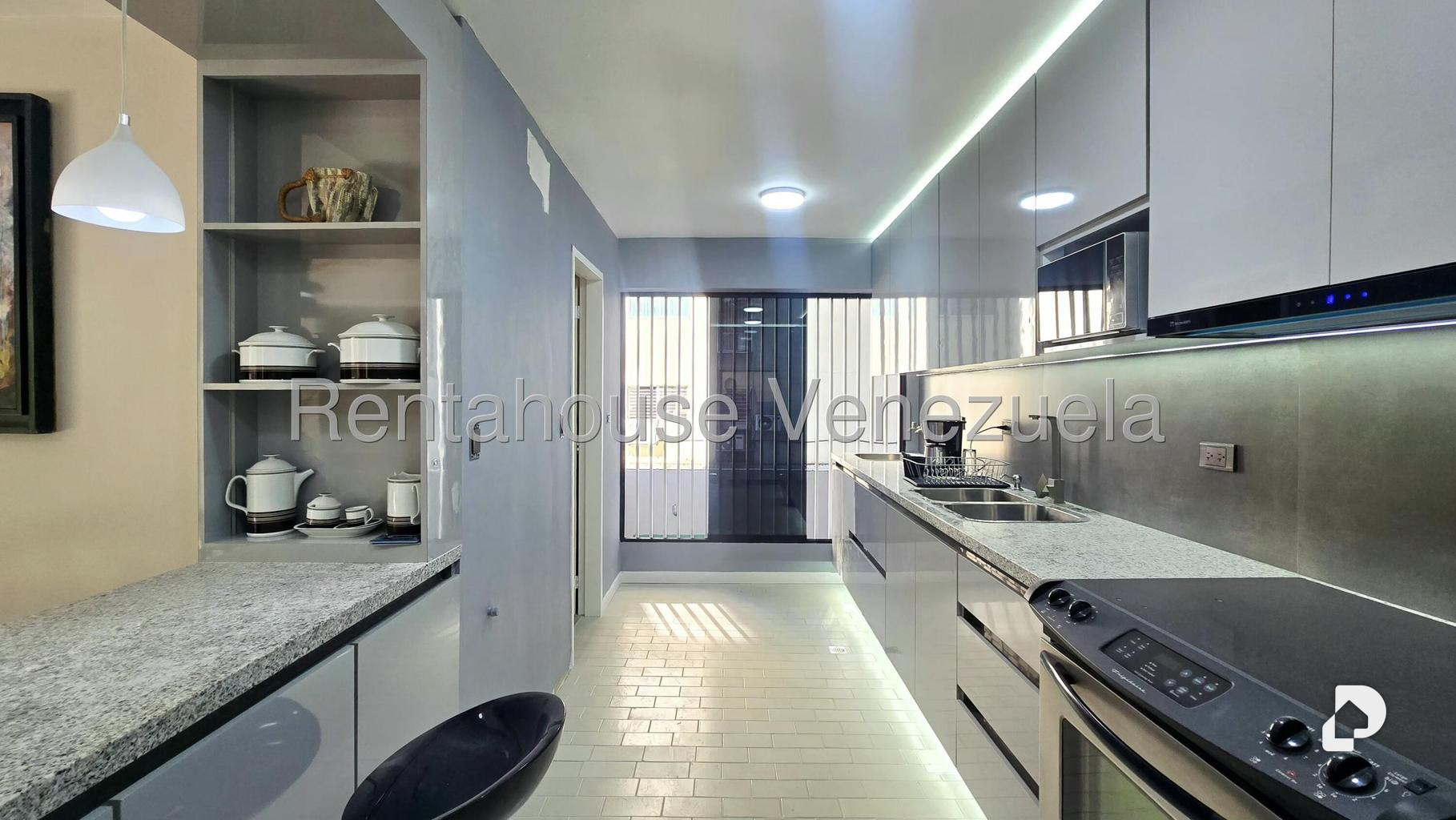 Apartamento en Santa Fe Norte, Caracas – 14