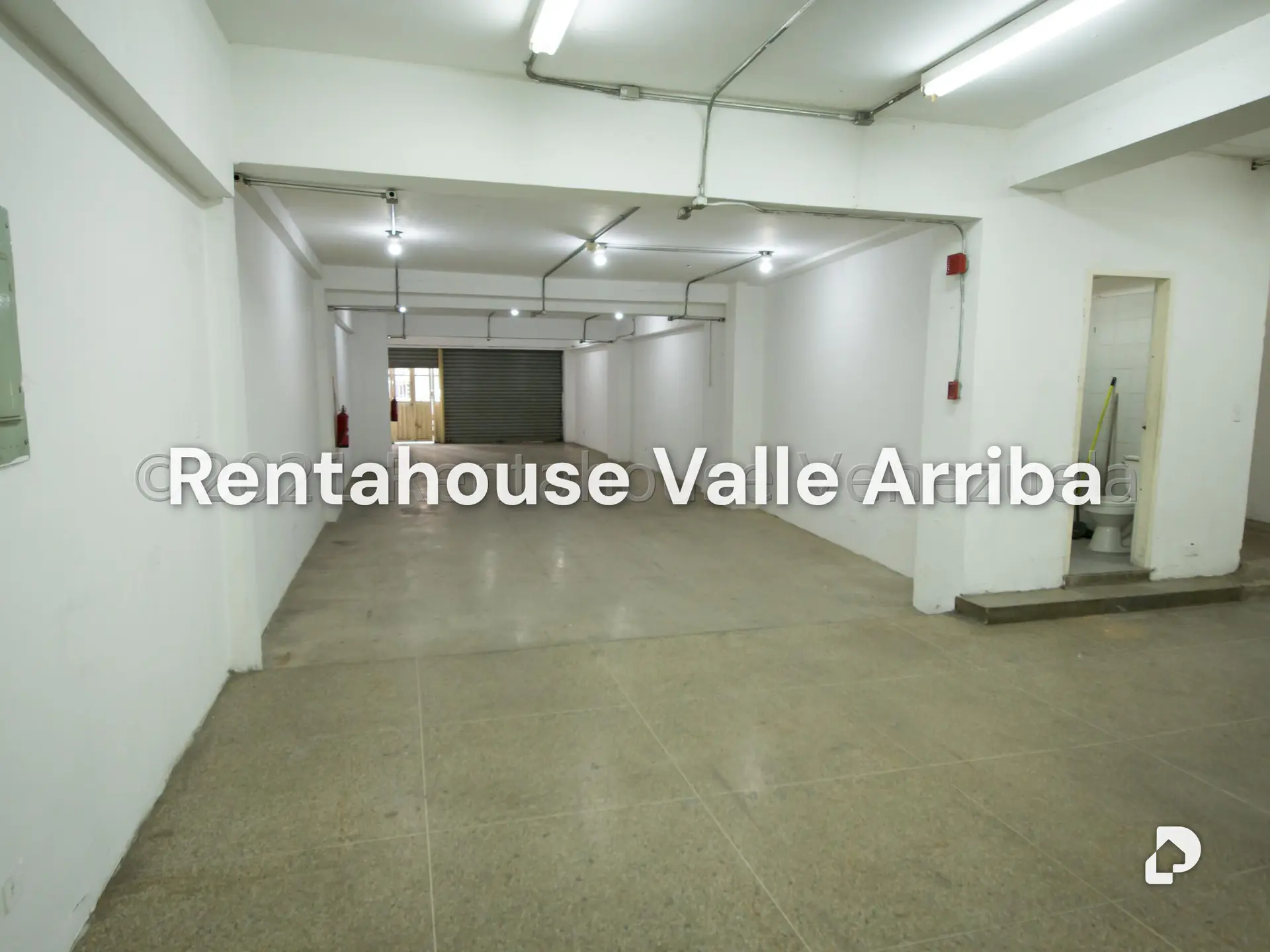 Local comercial en Puente Hierro, Caracas – 3