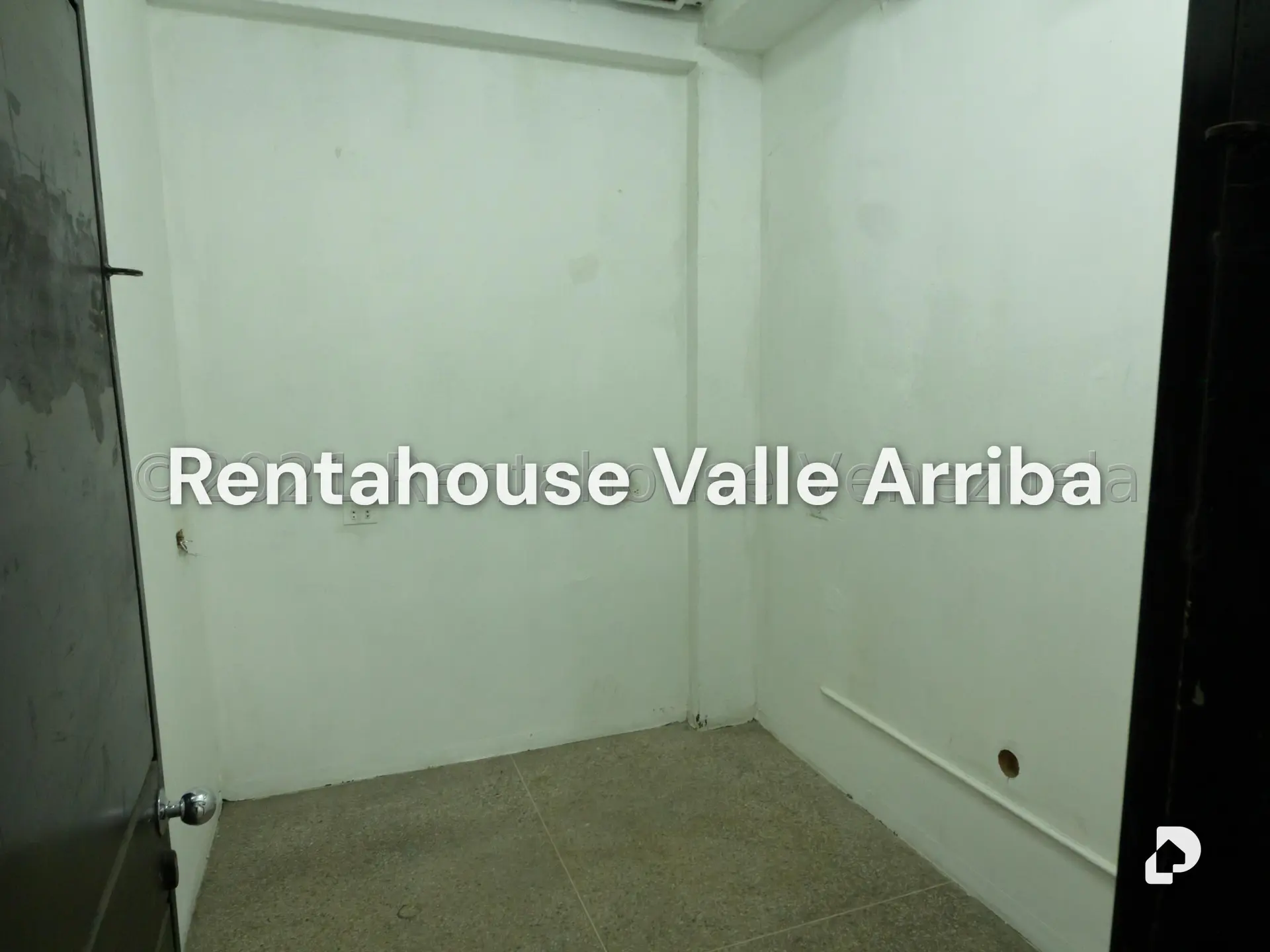 Local comercial en Puente Hierro, Caracas – 7