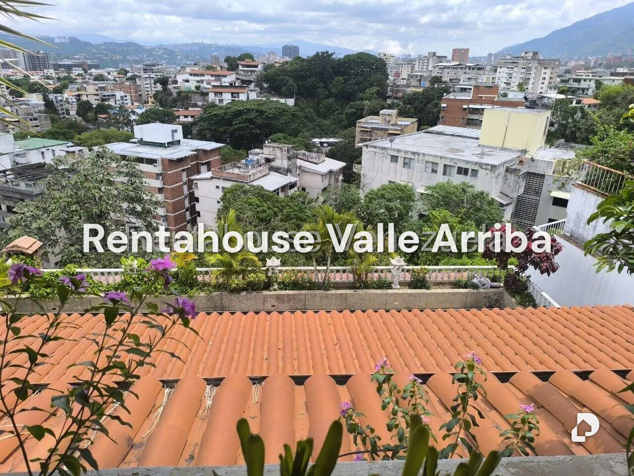 Casa en El Marqués, Caracas – 24