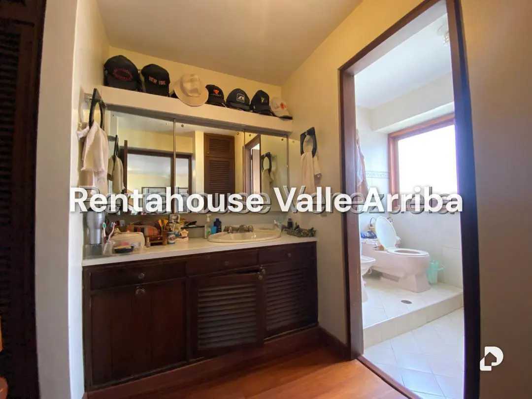 Apartamento en Los Naranjos (del Cafetal), Caracas – 28