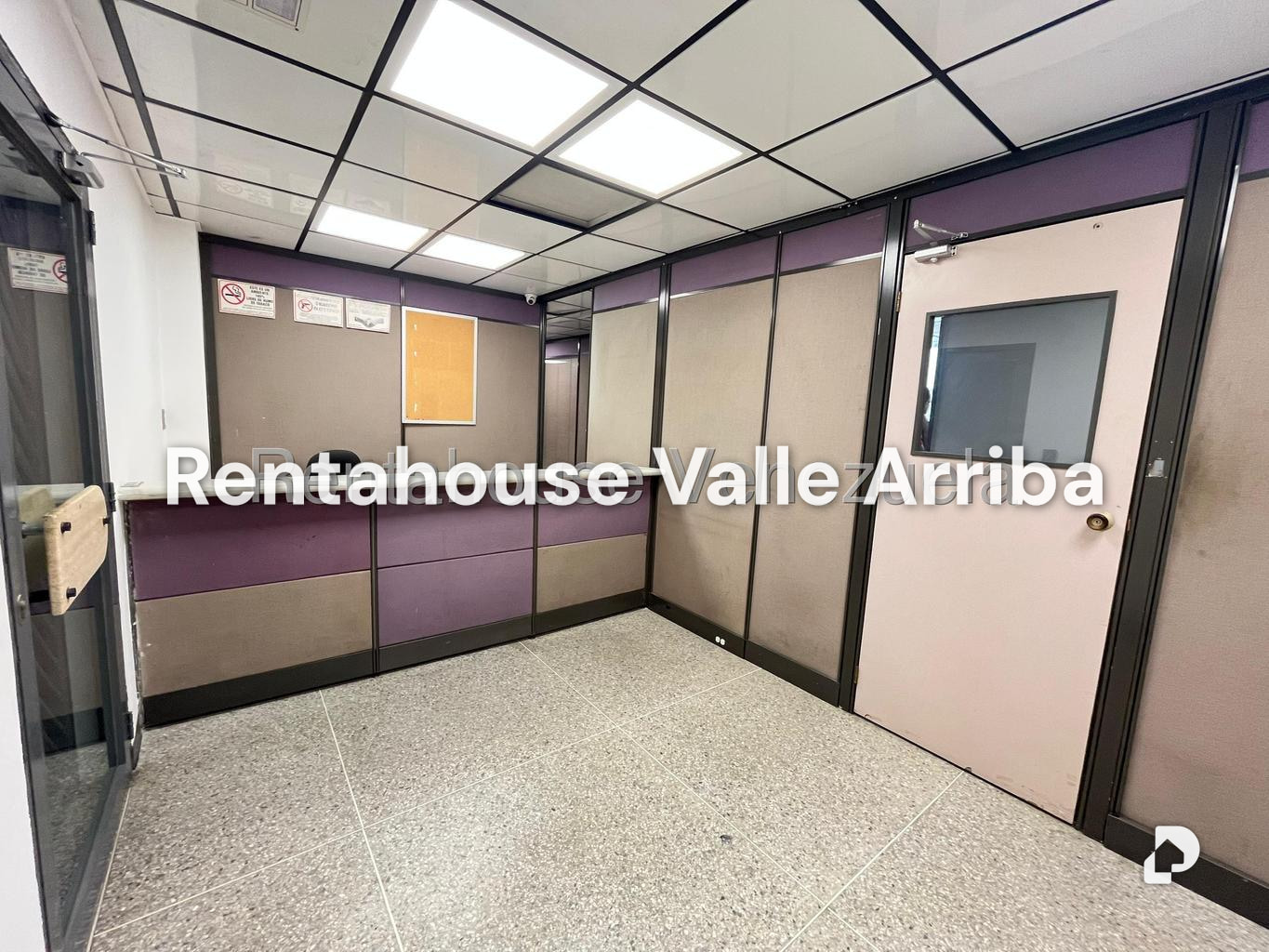Local comercial en La Urbina, Caracas – 6