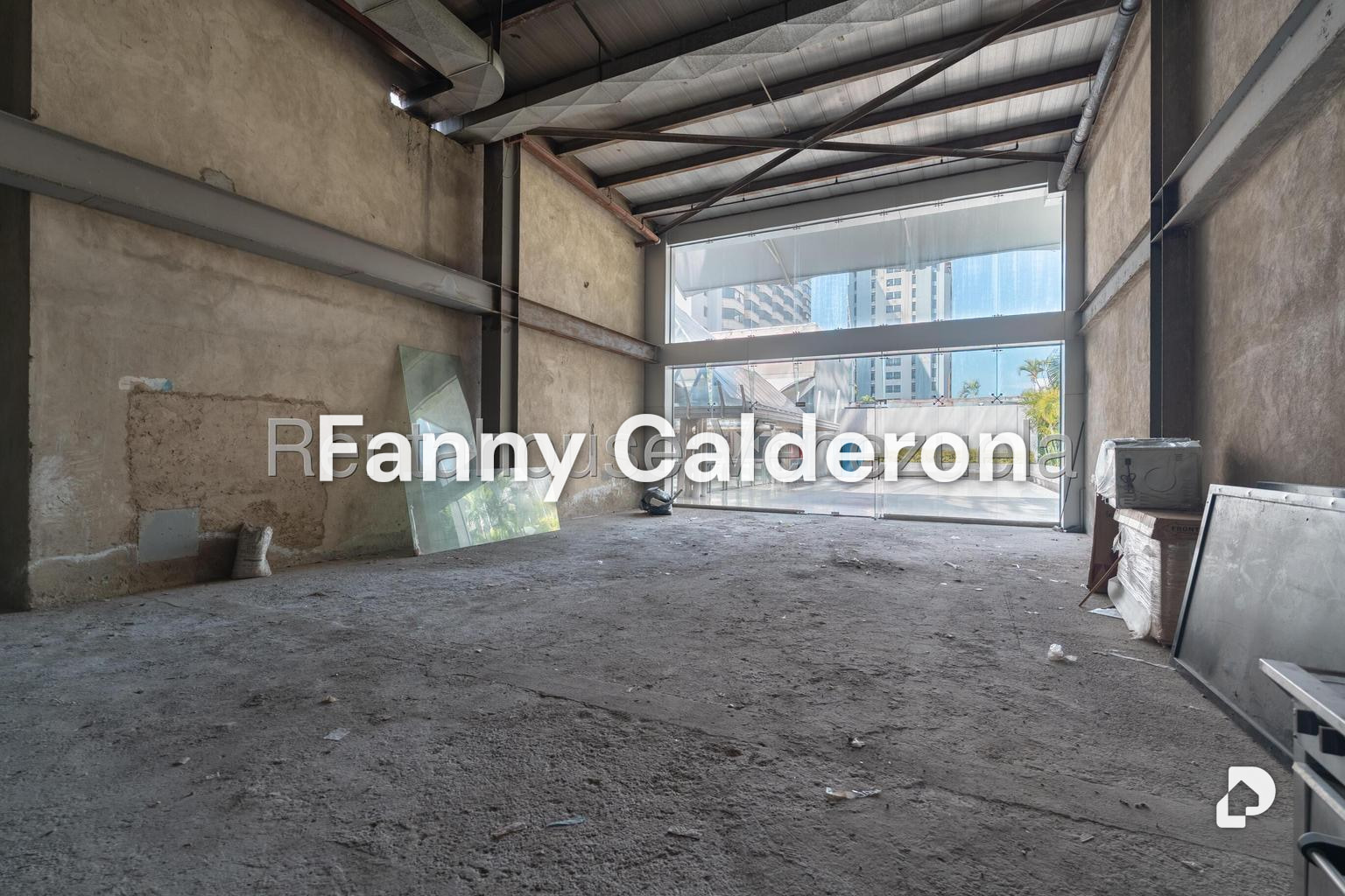 Local comercial en Sabana Grande, Caracas – 13