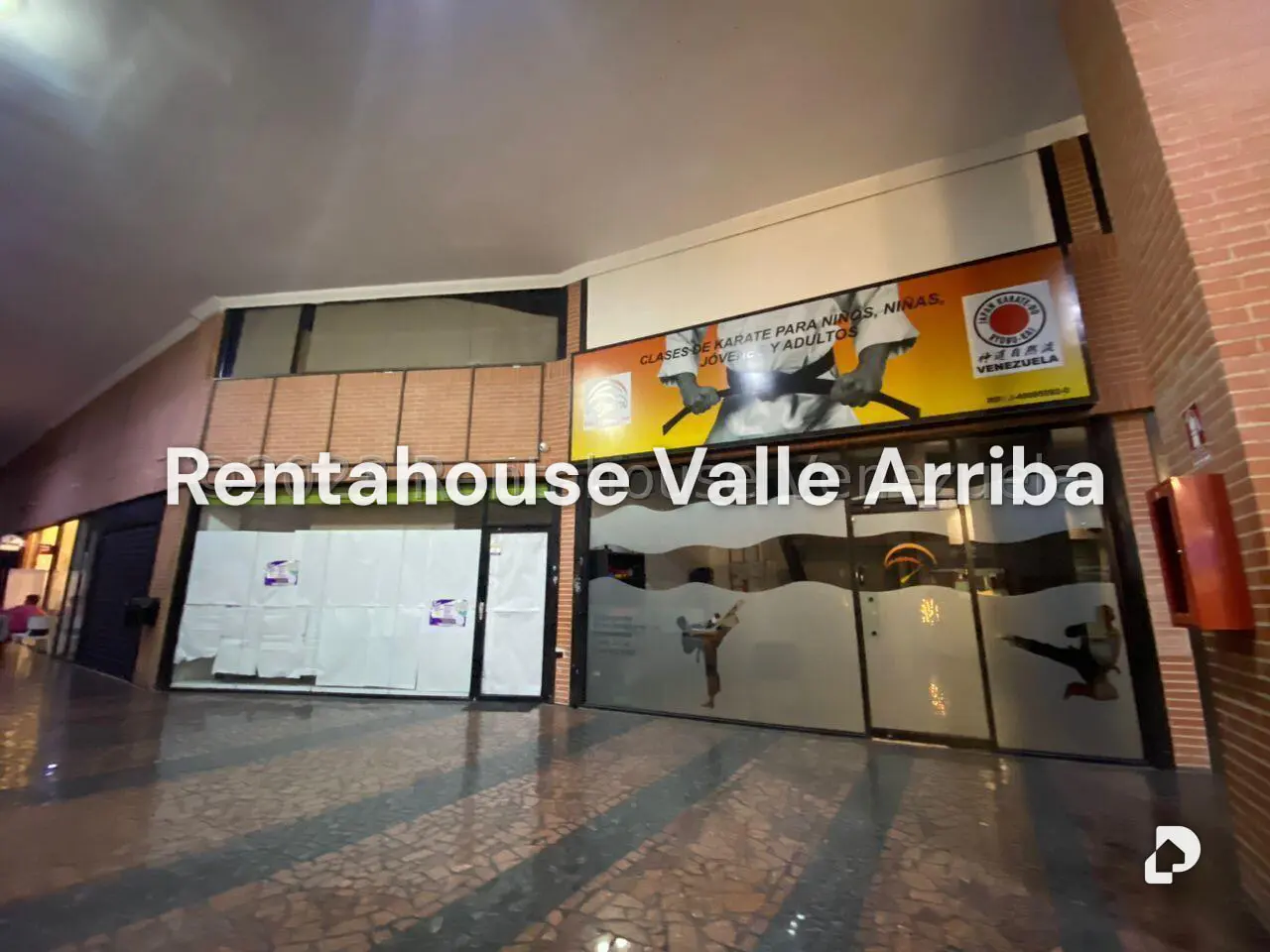 Local comercial en La Boyera, Caracas