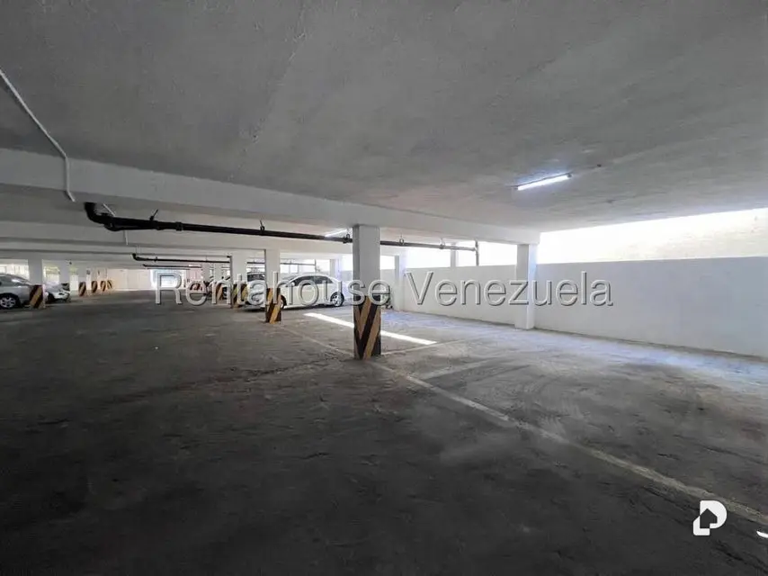 Apartamento en Urbanización Andrés Bello, Maracay – 26