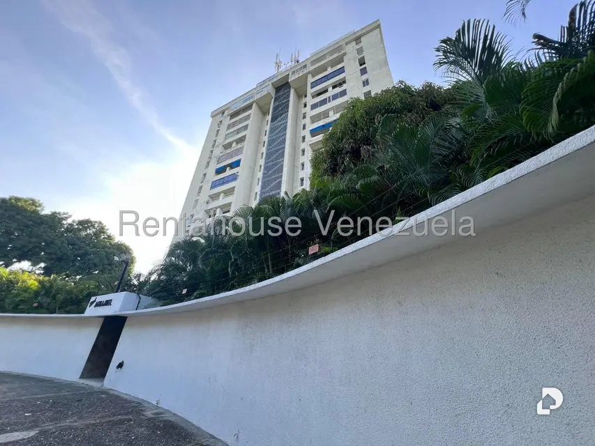 Apartamento en Urbanización Andrés Bello, Maracay – 2