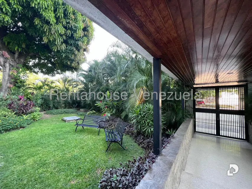 Apartamento en Urbanización Andrés Bello, Maracay – 27